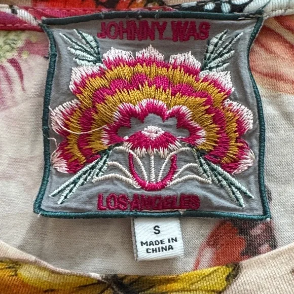 JOHNNY WAS Mayflower T-Shirt Butterflies Floral Boho Crew Neck Tee small - Picture 6 of 6